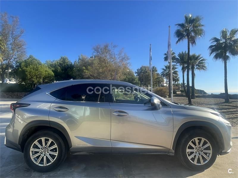 Beige Usado 2018 Lexus NX300h Business Edition SUV | 22.900 € (Precio justo) - Imagen 1/4