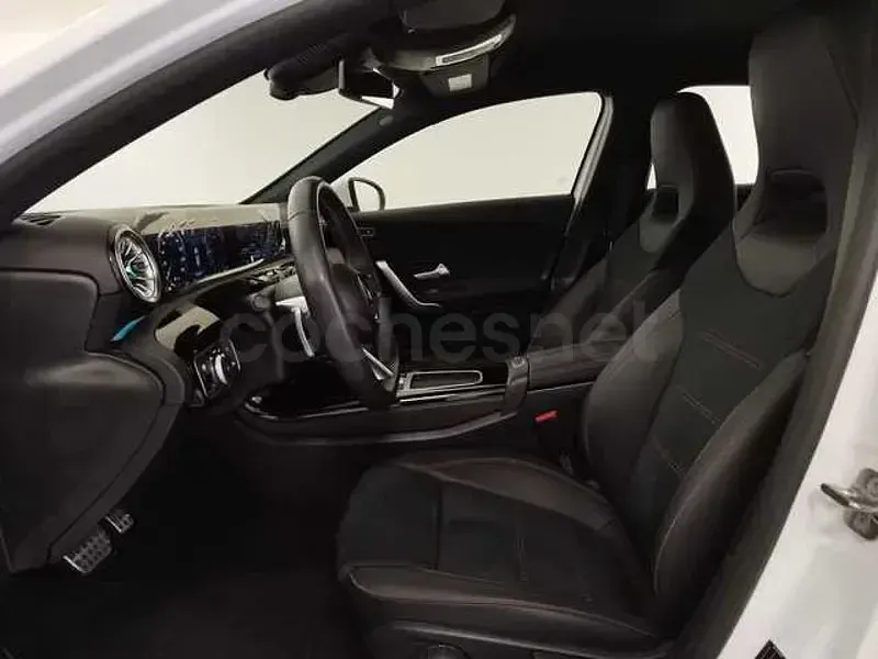 Usado Mercedes A180 116 CV (85 kW) 2023 Blanco Berlina