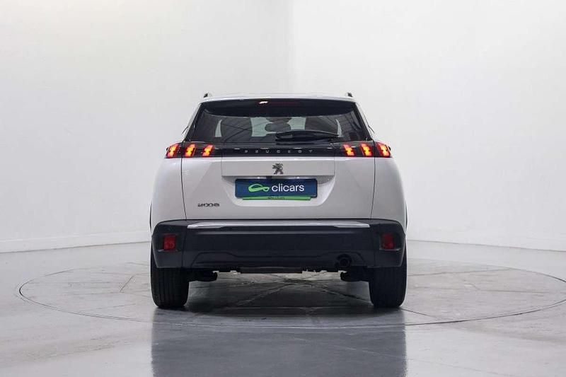Usado Peugeot 2008 Allure 101 CV (74 kW) 2021 Blanco SUV