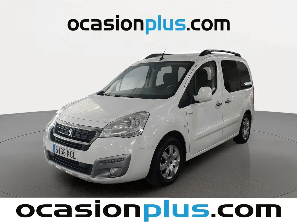Usado Peugeot Partner Tepee Style 120 CV (88 kW) 2017 Monovolumen