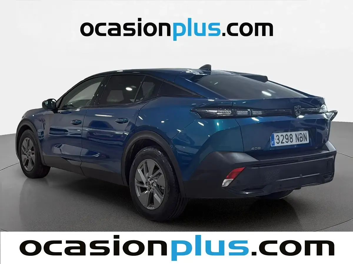 Usado Peugeot 408 Allure 145 CV (106 kW) 2025 Azul SUV