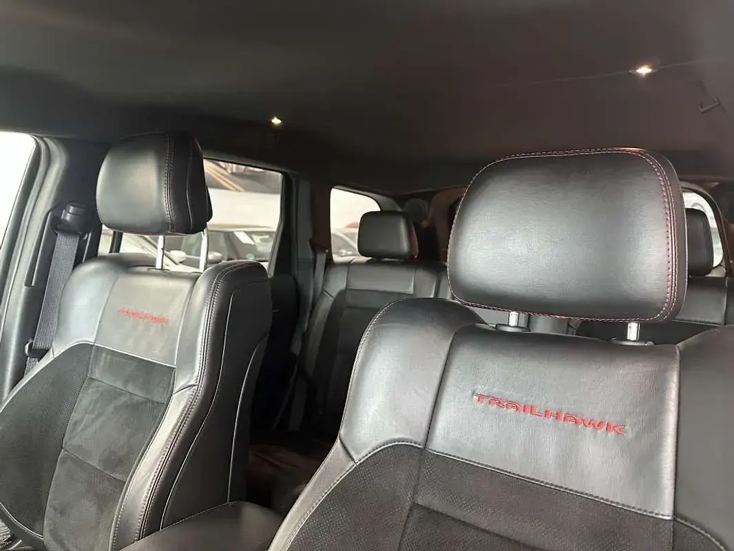 Usado Jeep Grand Cherokee Trailhawk 250 CV (183 kW) 2018 Gris SUV