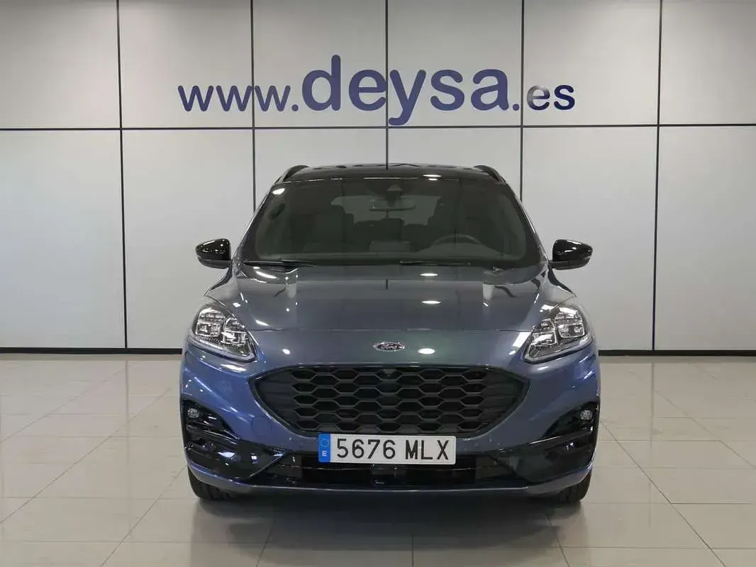 Usado Ford Kuga ST-Line X 190 CV (139 kW) 2023 Azul SUV