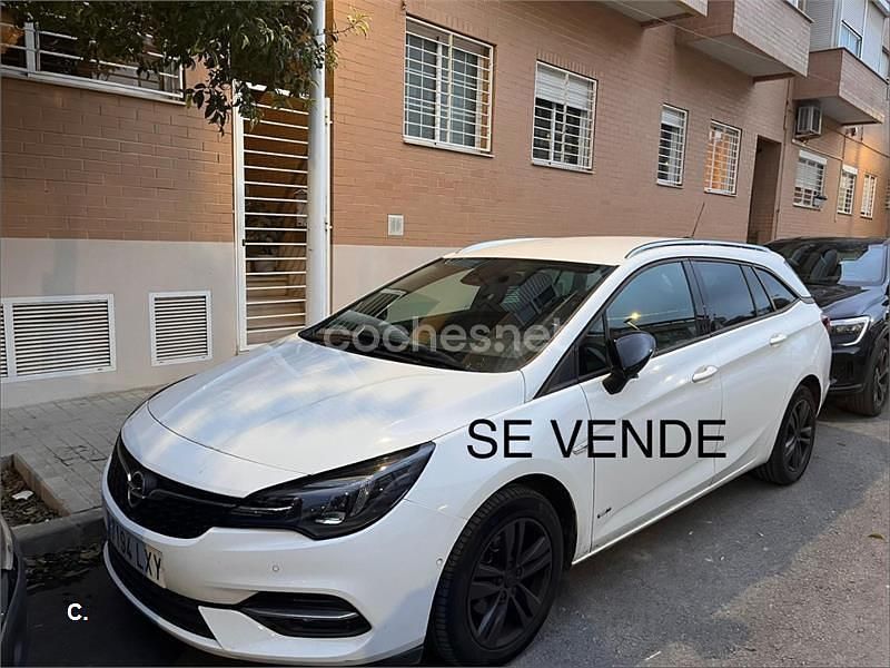 Usado Opel Astra Business Elegance 145 CV (106 kW) 2021 Blanco Familiar
