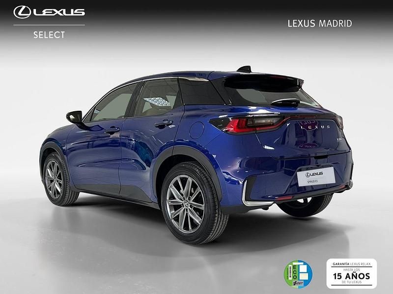 Usado Lexus LBX 136 CV (100 kW) 2025 Azul SUV