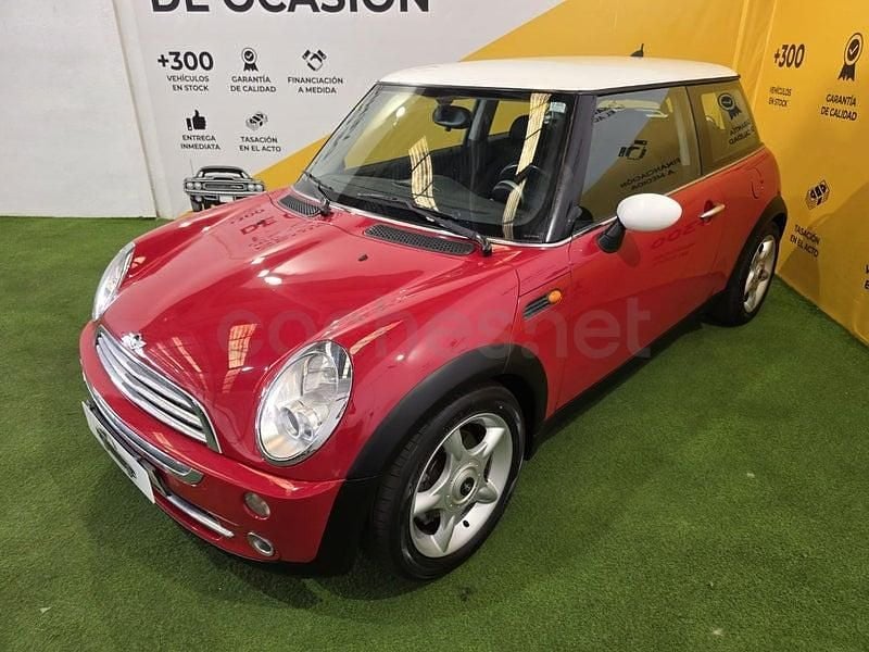 Usado Mini Cooper 116 CV (85 kW) 2005 Rojo Utilitario