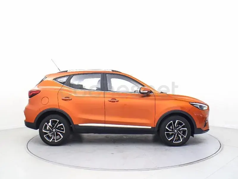 Usado MG ZS Luxury 106 CV (77 kW) 2024 Naranja SUV