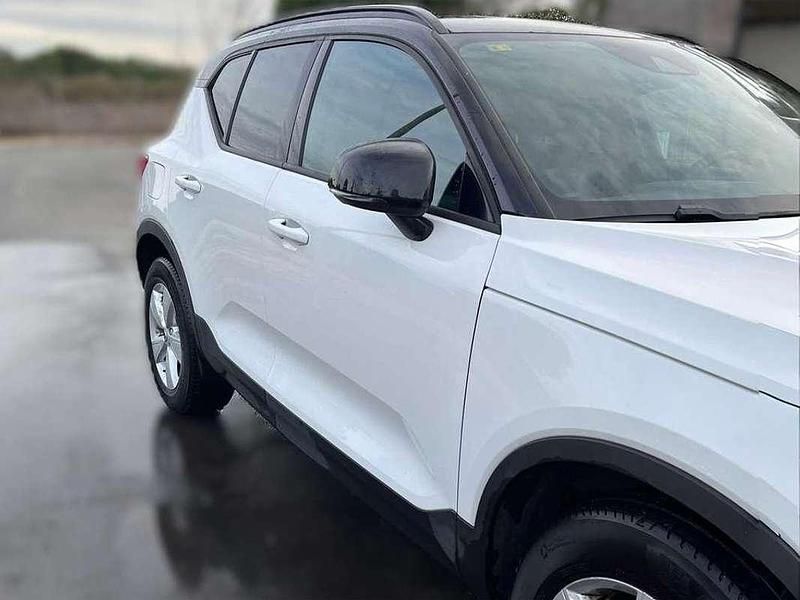 Usado Volvo XC40 190 CV (139 kW) 2018 Blanco SUV