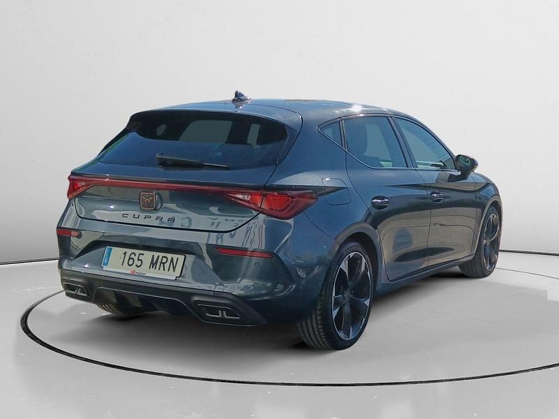Usado Cupra Leon 150 CV (110 kW) 2024 Gris Berlina