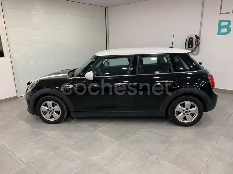 Usado Mini Cooper D 116 CV (85 kW) 2016 Negro Utilitario