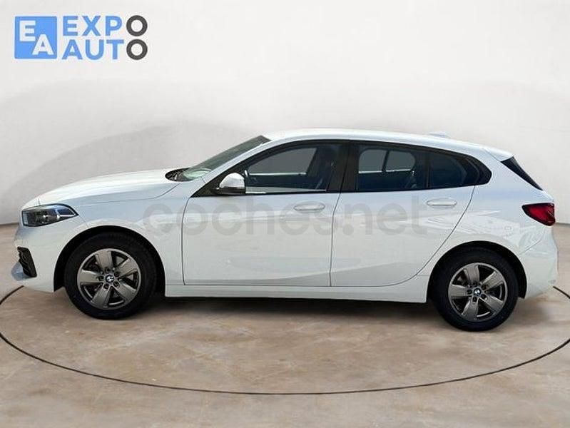 Usado BMW 118 Comfort Edition 136 CV (100 kW) 2023 Blanco Utilitario