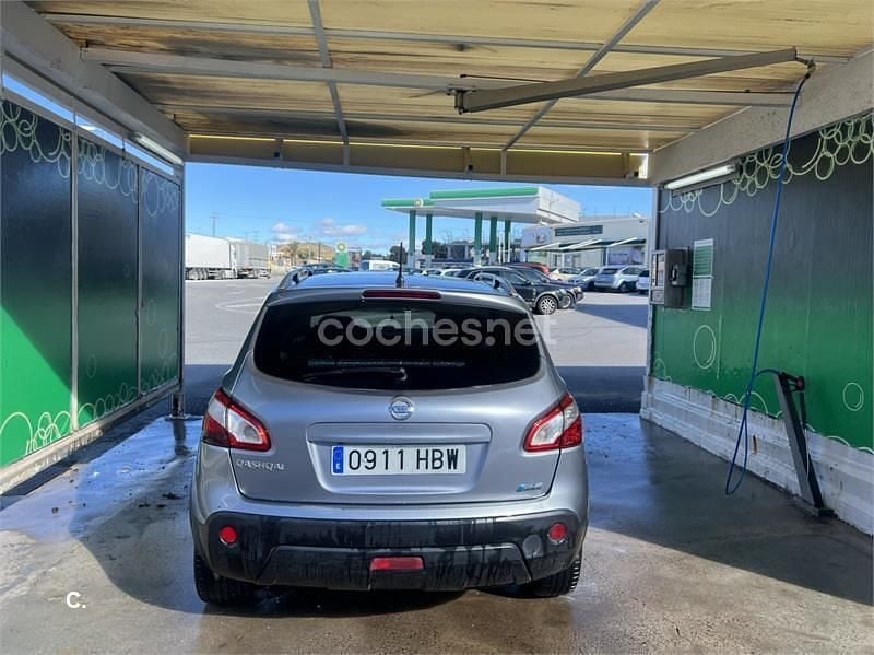 Usado Nissan Qashqai Acenta 106 CV (77 kW) 2011 Gris / plata SUV