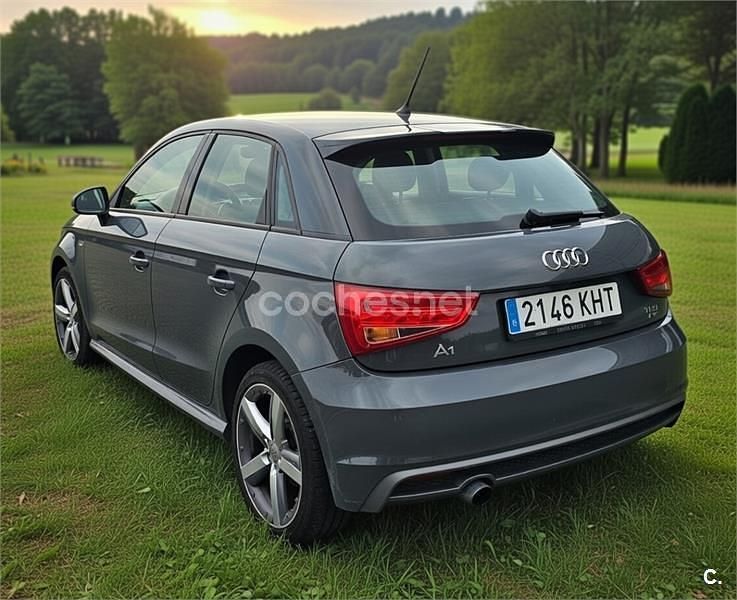 Usado Audi A1 Sportback S-Line 95 CV (69 kW) 2019 Gris / plata Utilitario