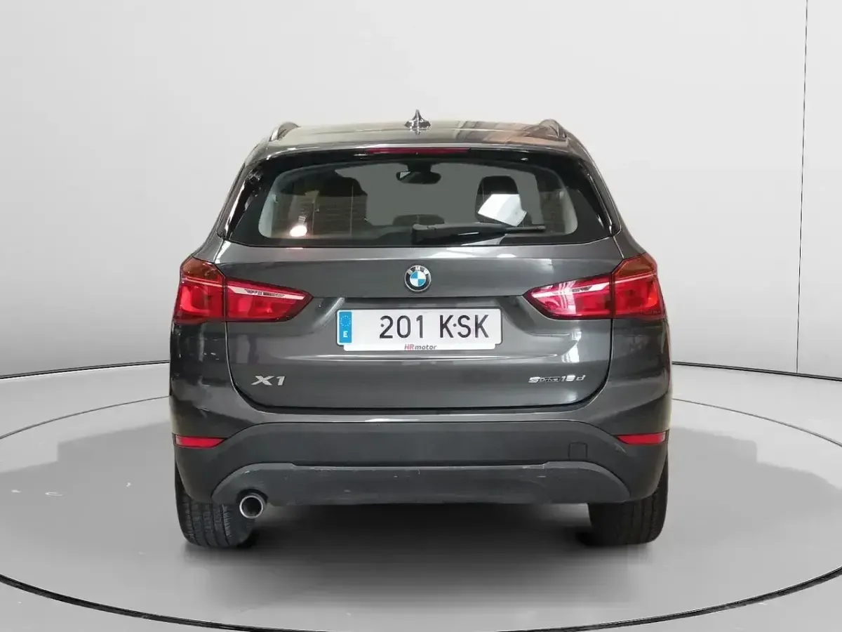 Używany BMW X1 Performance 116 KM (85 kW) 2018 Szary SUV
