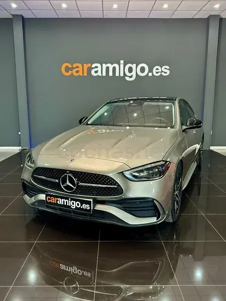 Usado Mercedes C300e 313 CV (230 kW) 2023 Gris / plata Berlina