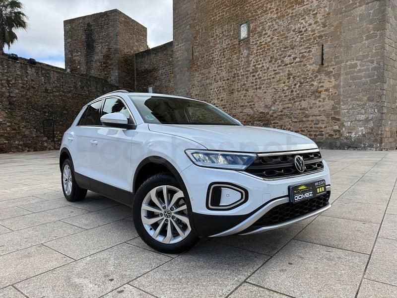 Usado VW T-Roc Life 150 CV (110 kW) 2023 Blanco SUV