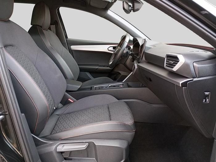 Usado Seat Leon ST FR 150 CV (110 kW) 2024 Negro Familiar