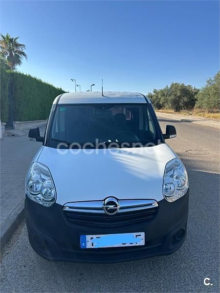 Usado Opel Combo Expression 90 CV (66 kW) 2015 Blanco Monovolumen