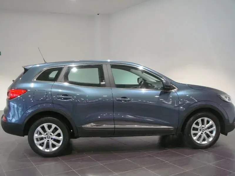 Usado Renault Kadjar Intens 130 CV (95 kW) 2017 Gris SUV