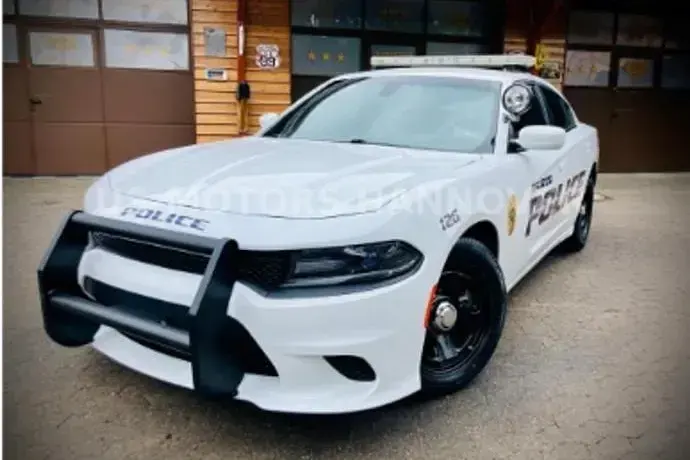 Usado Dodge Challenger 305 CV (224 kW) 2015 Blanco metalizado Coupe