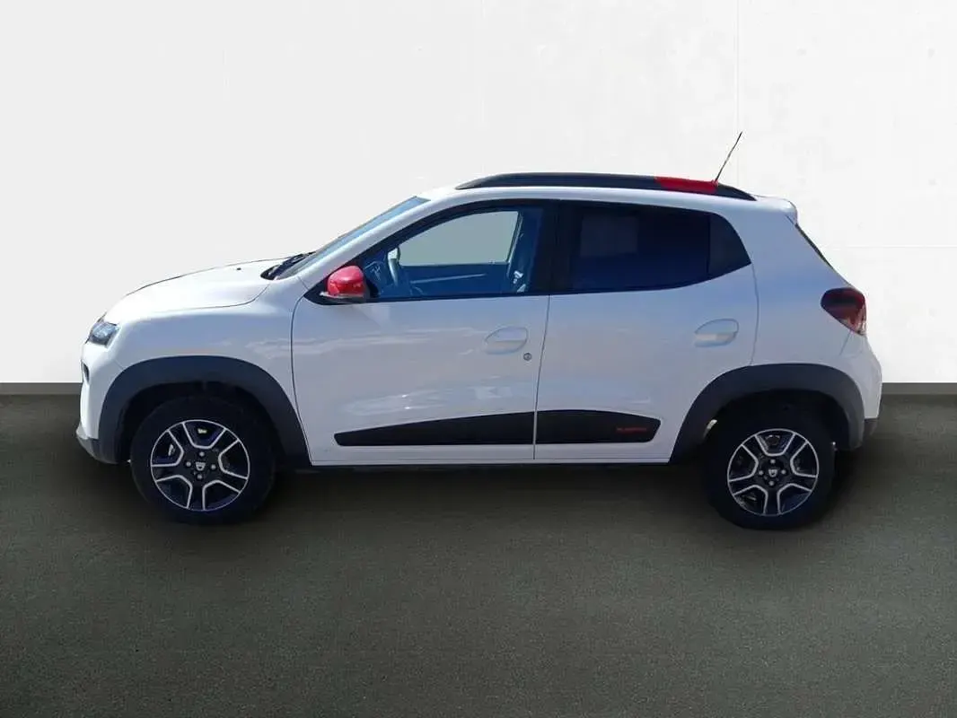 Usado Dacia Spring Comfort Plus 33 kW (45 CV) 2021 Blanco Utilitario