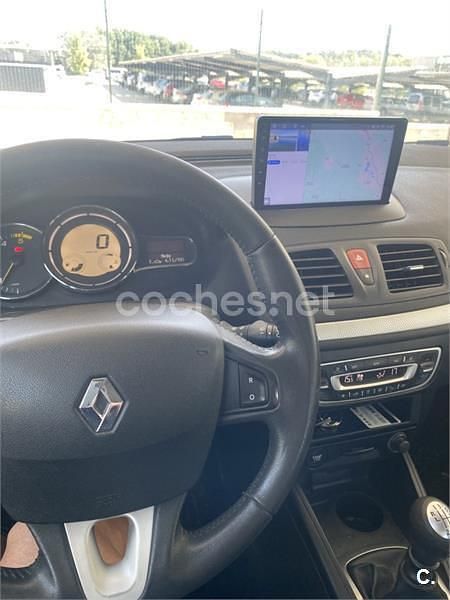 Usado Renault Mégane II Dynamique 105 CV (77 kW) 2008 Negro Berlina