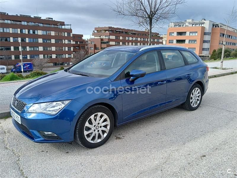 Käytetty Seat Leon ST Style 150 HP (110 kW) 2014 Sininen Farmari