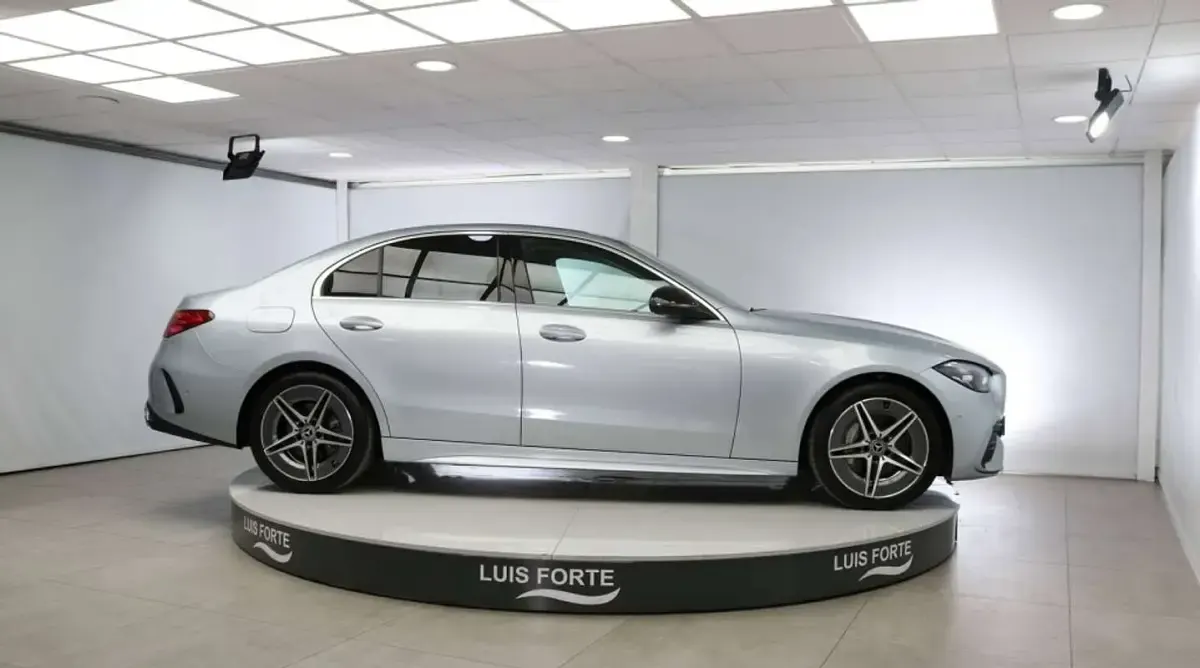 Usado Mercedes C200 163 CV (119 kW) 2022 Gris Berlina
