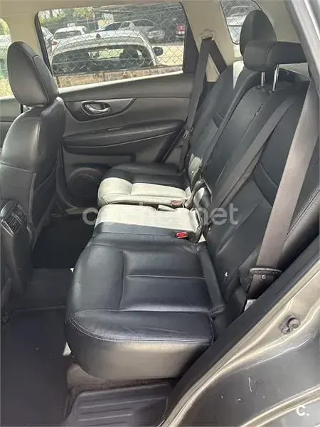 Usado Nissan X-Trail Tekna 130 CV (95 kW) 2018 Gris / plata SUV