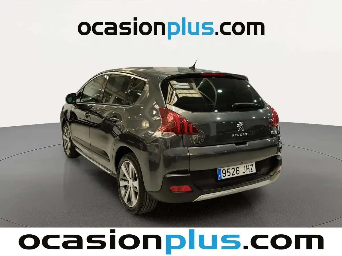 Usado Peugeot 3008 Crossway 120 CV (88 kW) 2015 Gris Familiar