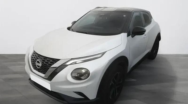 Usado Nissan Juke N-Connecta 114 CV (83 kW) 2025 Lunar white (metalizado) techo SUV