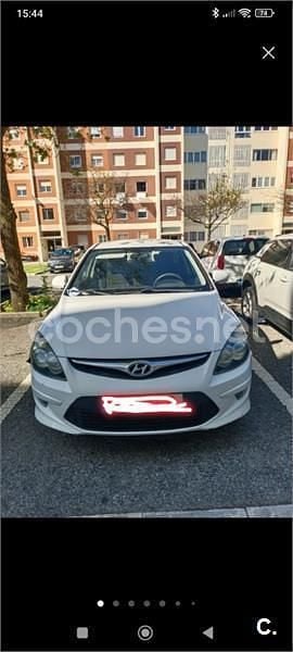 Usado Hyundai i30 Classic 90 CV (66 kW) 2010 Blanco Berlina