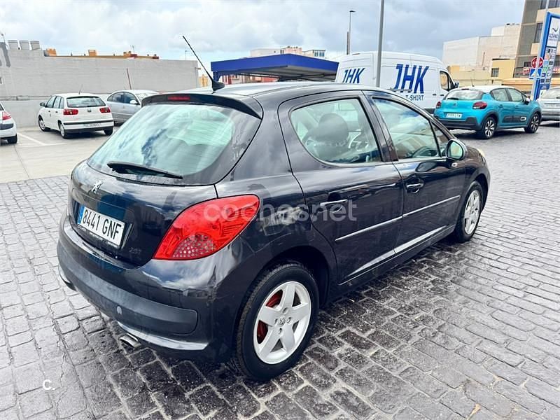 Usado Peugeot 207 Sport 95 CV (69 kW) 2009 Negro Berlina