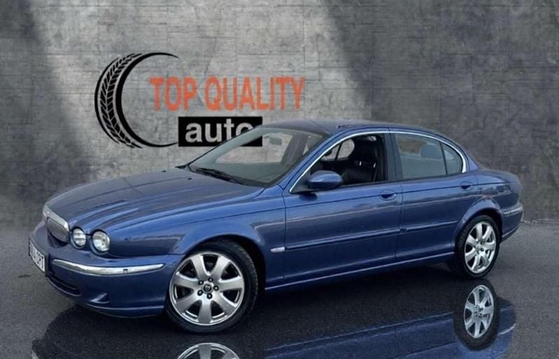 Usado Jaguar X-type Executive 231 CV (169 kW) 2003 Azul Berlina