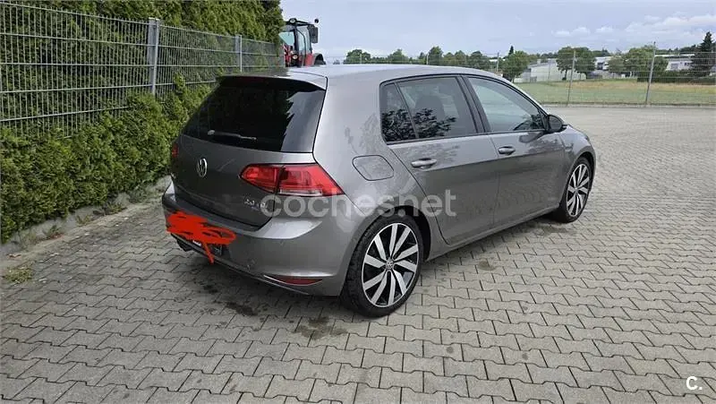 Usado VW Golf VII Sportline 150 CV (110 kW) 2014 Gris / plata Berlina
