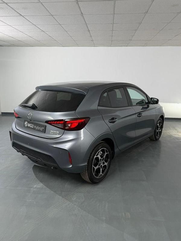 Usado MG MG3 Luxury 194 CV (142 kW) 2026 Gris Utilitario