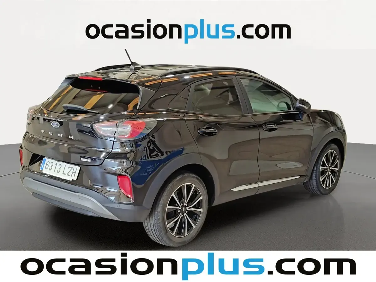 Usado Ford Puma Titanium 125 CV (91 kW) 2022 Negro SUV