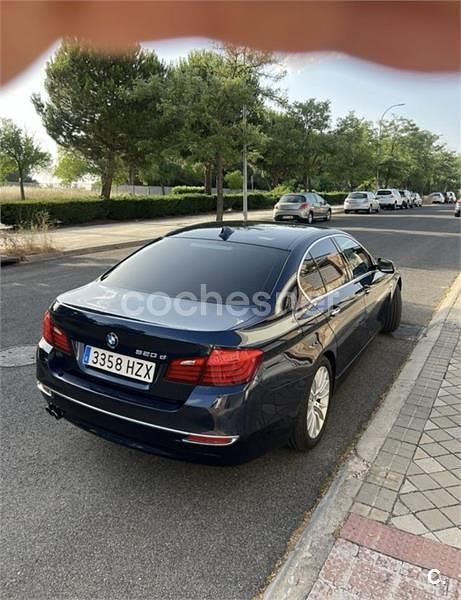 Usado BMW 520 Luxury Line 190 CV (139 kW) 2016 Azul Berlina