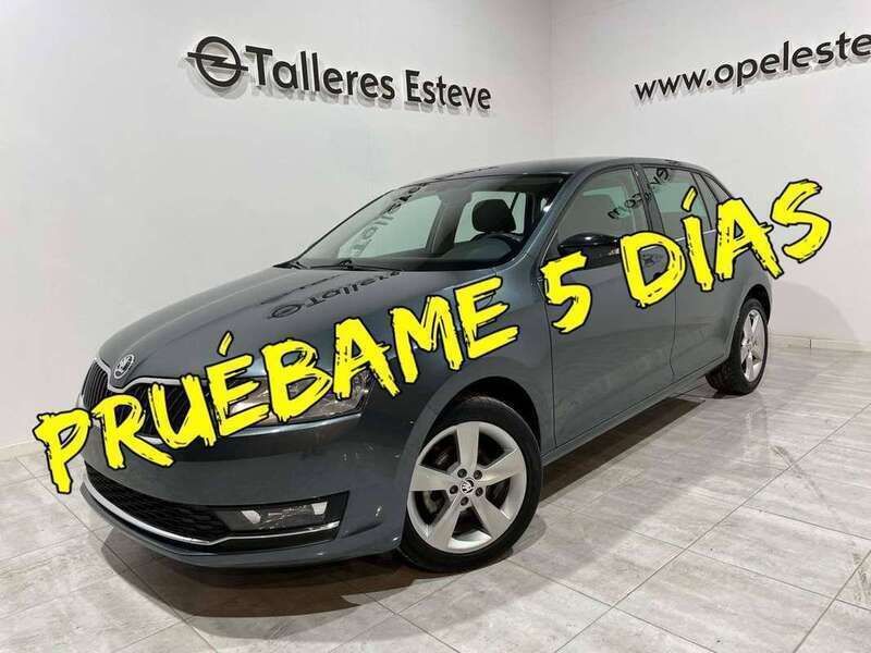 Gris Usado 2019 Skoda Rapid Ambition Utilitario | 9990 € (Buen precio) - Imagen 1/4