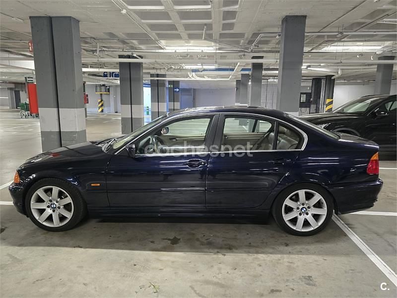Usado BMW 330 184 CV (135 kW) 2001 Azul Berlina