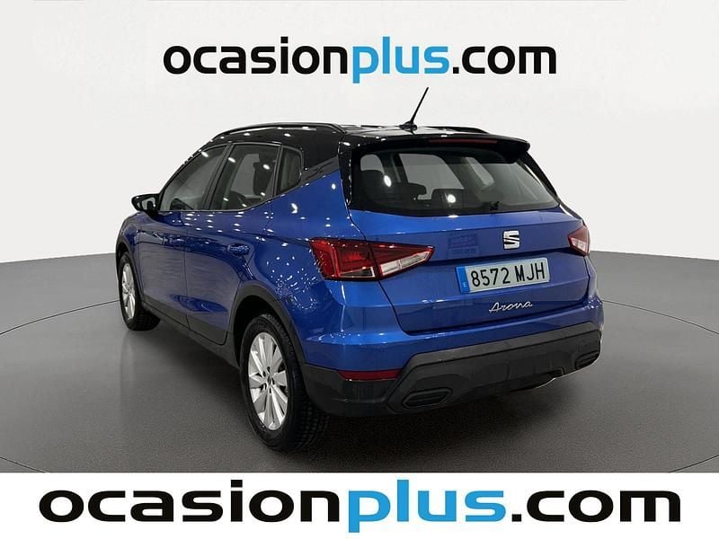Usado Seat Arona Style 110 HP (80 kW) 2023 Azul SUV