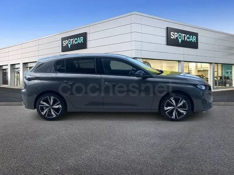 Usado Peugeot 308 Allure 130 CV (95 kW) 2024 Gris / plata Berlina