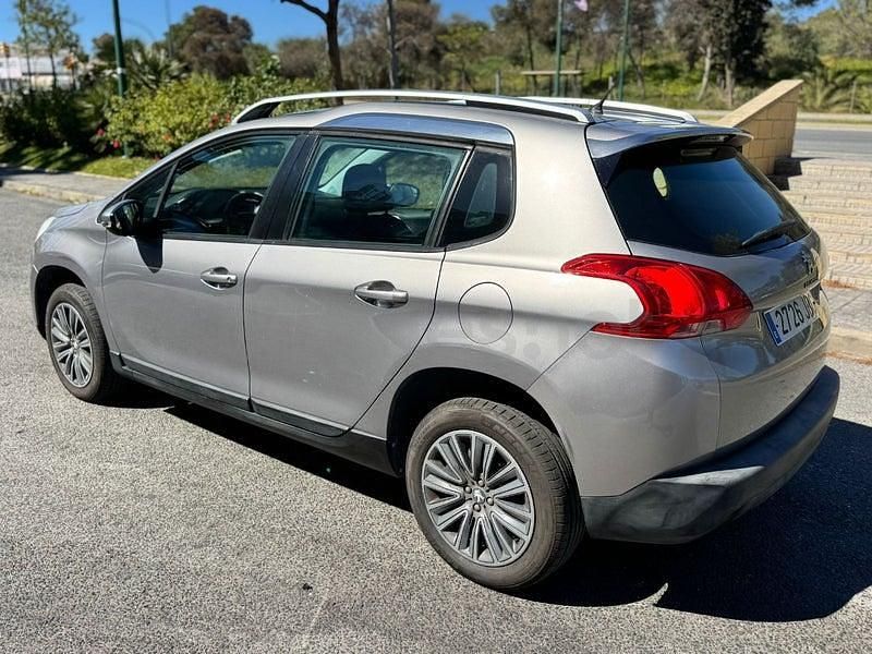 Usado Peugeot 2008 Active 82 CV (60 kW) 2014 Gris / plata SUV
