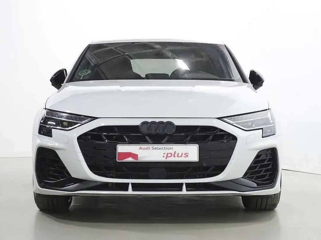Usado Audi S3 Sportback 333 CV (244 kW) 2024 Blanco Utilitario