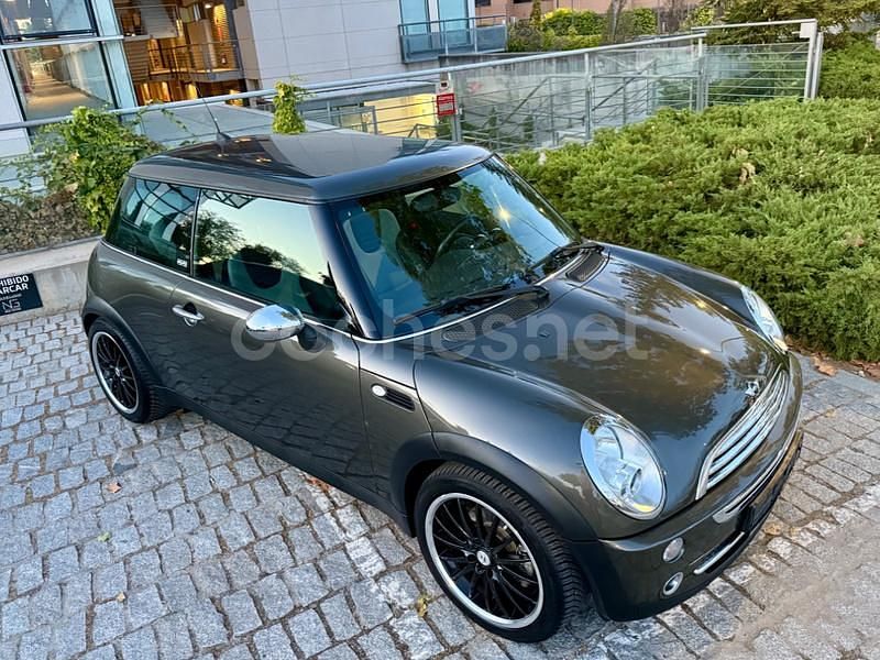 Gris / plata Usado 2006 Mini Cooper Utilitario | 8890 € (Un poco caro) - Imagen 1/4