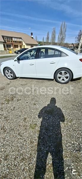 Usado Chevrolet Cruze LT 150 CV (110 kW) 2010 Blanco Berlina