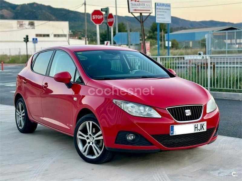 Granate Usado 2012 Seat Ibiza Reference Berlina | 8500 € (Precio justo) - Imagen 1/4