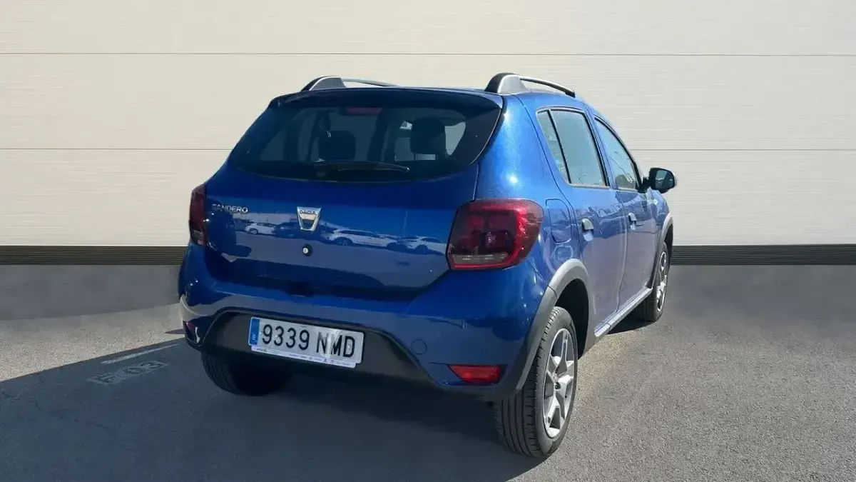 Usado Dacia Sandero Stepway 75 CV (55 kW) 2020 Azul Berlina