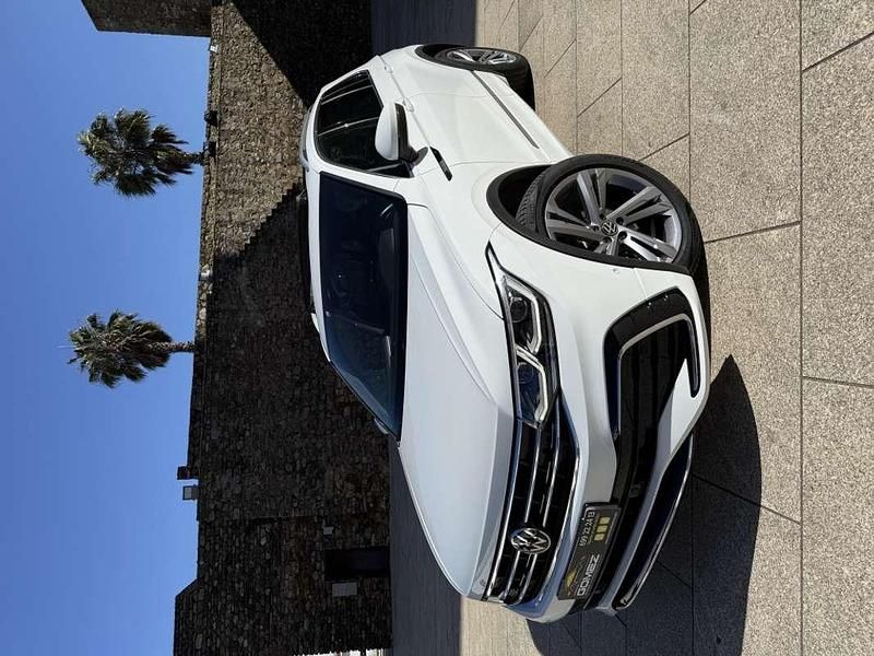 Usado VW Tiguan R-line 150 CV (110 kW) 2023 Blanco SUV