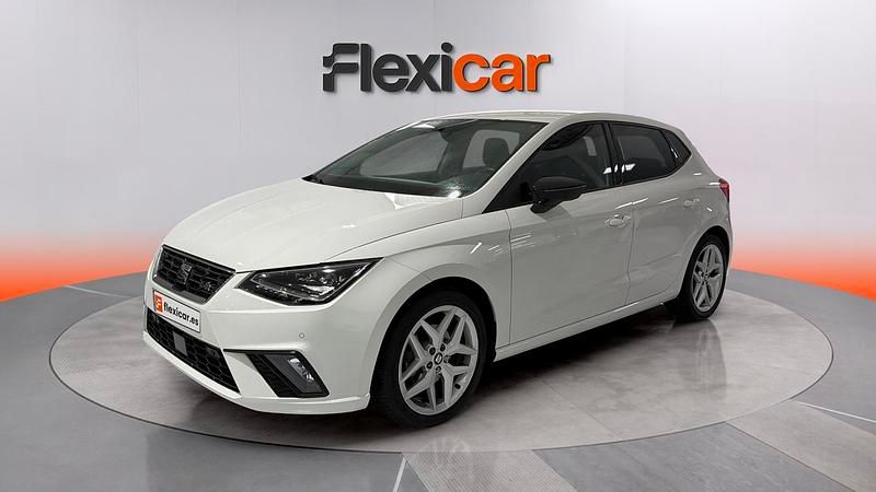Usado Seat Ibiza FR 110 CV (80 kW) 2021 Blanco Utilitario